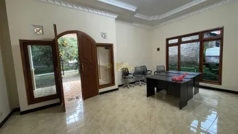 RUMAH SIAP HUNI, TANAH LUAS, DEKAT SATE PAK BONG, BANTUL