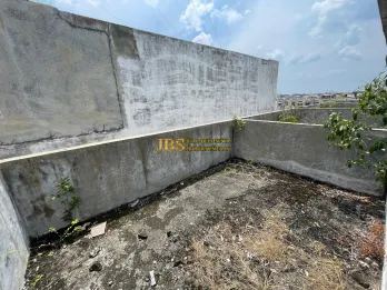Rumah 3 Tingkat Dijual di Komplek Krakatau Platinum Point Jalan Krakatau