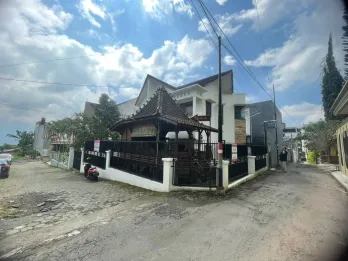 Rumah Abdul Gani Batu Malang