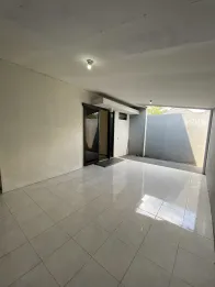 Rumah Araya 2 Lantai Dekat Kampus Binus Malang