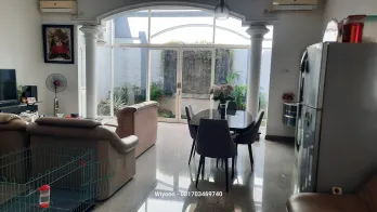 Rumah Babatan Pratama Depan Taman Surabaya Barat