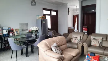 Rumah Babatan Pratama Depan Taman Surabaya Barat