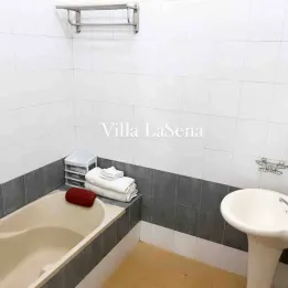 Rumah Keluarga yang luas dengan pemandangan Gunung Ciremai yang indah