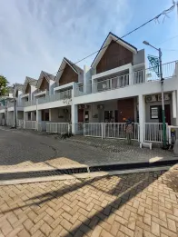 Rumah Kost Potensial 8 Kamar Malang Kota Dekat Kampus UB Harga 1M