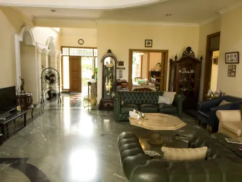 Rumah Mewah Dijual Pancoran – Desain Elegan, Lokasi Strategis