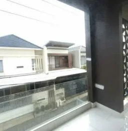 Rumah Mewah di Surabaya