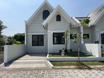 Rumah Minimalis 7x11 Free Furniture di Pandaan