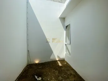 Rumah Modern di Jakal KM 10 – Carport Luas & Desain Kekinian