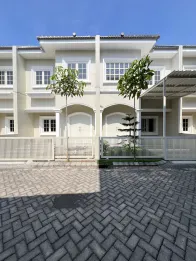 Rumah Sultan 2 Lantai 6x10 700 Juta-an di Pandaa,