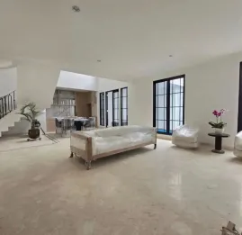 Rumah baru calssic modern di tanggerang selatan bintaro