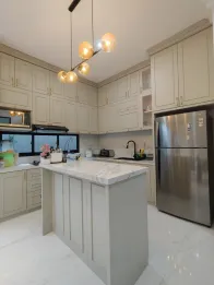 Rumah classic modern dalam townhouse di Setu Cipayung Jaktim