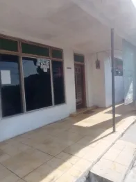 Rumah dengan lahan luas di Karangploso