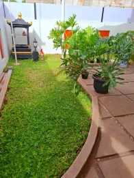 Rumah hook akses jalan lebar di kav marinir duren sawit