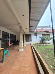 Rumah kemang jakarta selatan tanah luas layak huni