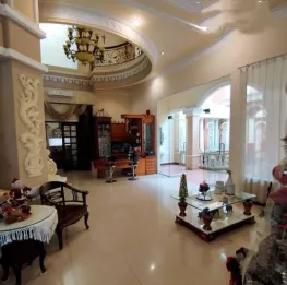 Rumah mewah classic di Boulevard Araya Malang