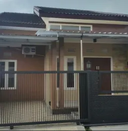 Rumah strategis dekat Unibraw kota malang