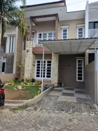 SECOND HOUSE MODERN MINIMALIS -HARGA NEGO ,LANGSUNG HUNI