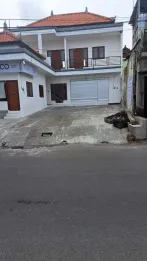 Sewa Ruko 2 Lantai 5×5 Parkir Luas Narakusuma Denpasar Timur