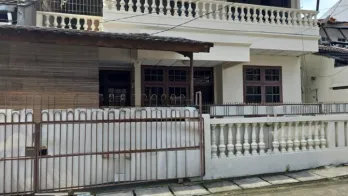 Sewa Rumah Standar 2 Lt, Strategis, Jalan 2 Mobil, BCS Kelapa Gading