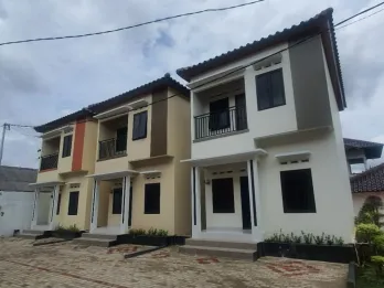 TOWNHOUSE SIAP HUNI MURAH DEKAT TOL JATIWARINGIN