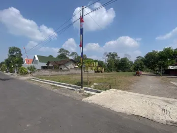 Tanah Kavling Pekarangan Murah Dekat Fasilitas Umum di Sleman