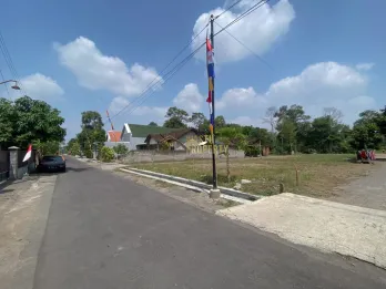 Tanah Kavling Pekarangan Murah Dekat Fasilitas Umum di Sleman