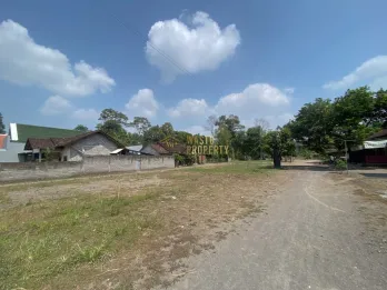 Tanah Kavling Pekarangan Murah Dekat Fasilitas Umum di Sleman