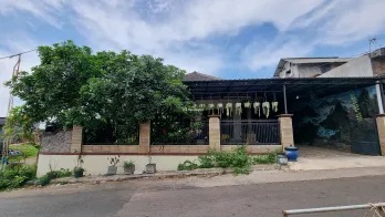RUMAH POJOK KARANG AMPEL MALANG