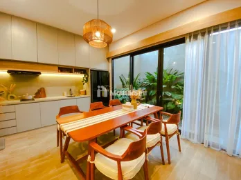 DIJUAL RUMAH MEWAH DALAM PERUMAHAN DI MAGUWOHARJO, SLEMAN