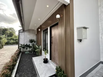 DIJUAL RUMAH MODERN DI KALASAN 4 MENIT KE LPMP DAPAT FREE PAGAR DAN KANOPI