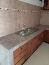 RUMAH SECOND MODERN LOKASI SUHAT - HARGA 2M NEGO