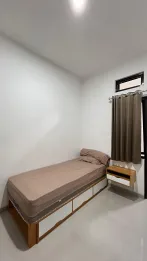 DIJUAL KOST EXCLUSIVE READY BARU LOKASI SUHAT
