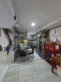 Dijual Ruko di Jalan Pekan Baru - Medan Kota Kondisi Siap Huni