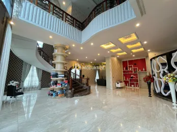 Dijual Villa Hook 2,5 Tingkat Komplek Cemara Asri - Medan