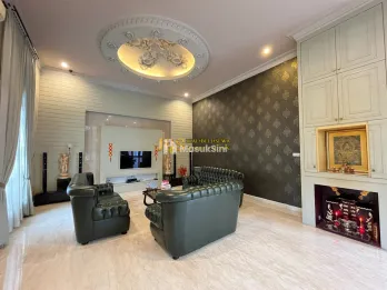 Dijual Villa Hook di Komplek Cemara Asri - Medan