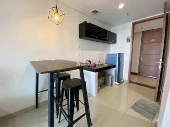 Disewakan Apartemen Dago Suites Tipe 1 Bed Room, Lantai 8, Furnished