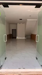 Disewakan Ruko Boulevar, 2 Lantai, Bagus Rapi, Kelapa Gading