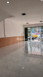 Disewakan Ruko Boulevar, 2 Lantai, Bagus Rapi, Kelapa Gading