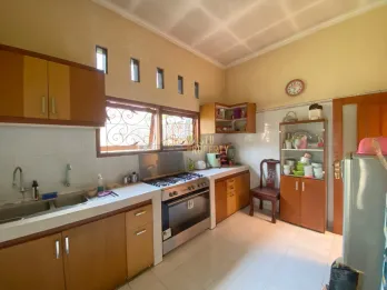 HOMESTAY 7 KAMAR, HALAMAN RUMAH LUAS DI PLERET BANTUL