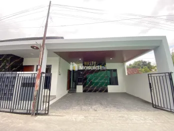 HUNIAN STRATEGIS SLEMAN, LENGKAP FURNITUR & AKSES MUDAH KE KAMPUS