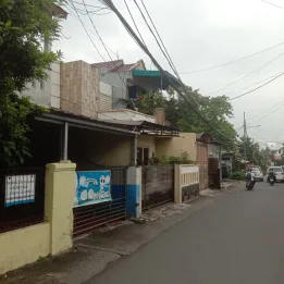 Hunian  second terawat siap huni di cipinang muara