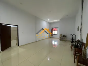 Jual Ruko Gandeng 3,5 Tingkat di Jalan T. Amir Hamzah - Medan