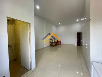 Jual Ruko Gandeng 3,5 Tingkat di Jalan T. Amir Hamzah - Medan