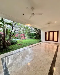 Jual Rumah Sangat Mewah di Jalan Kemang Dalam Jakarta Selatan Shm