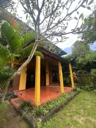 Jual Rumah Villa Mediterania 2 Lantai 3 Kamar Raya Semat Berawa Canggu