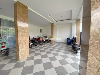 KOST MEWAH, BANGUNAN BARU LOKASI PREMIUM DI DEPOK SLEMAN