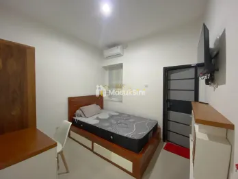 KOST MEWAH, BANGUNAN BARU LOKASI PREMIUM DI DEPOK SLEMAN