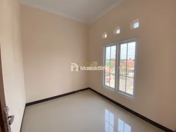 RUMAH DESAIN KLASIK MODERN DI BANGUNTAPAN, BANTUL