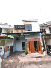 RUMAH MURAH 2 LANTAI FREE FURNISHED DI BANGUNTAPAN, BANTUL