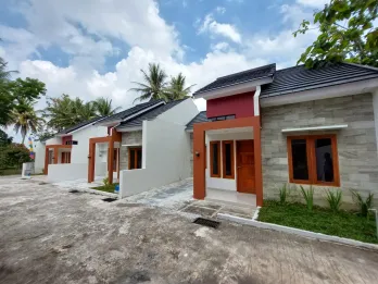 RUMAH MURAH DALAM CLUSTER ONE GATE SYSTEM DI SEDAYU